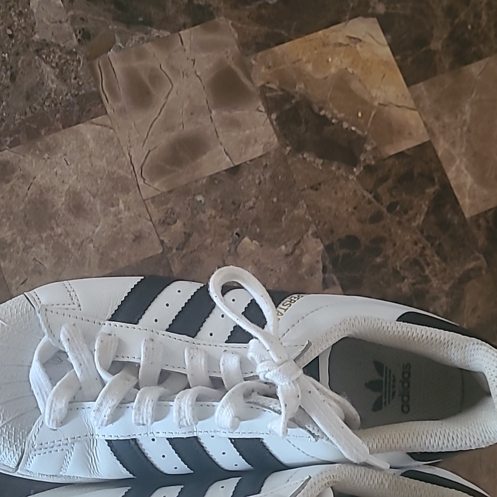 Adidas originals Superstar sneakers - Picture 2 of 4